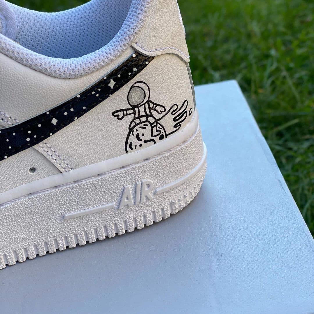 Custom Astronaut Air Force 1's